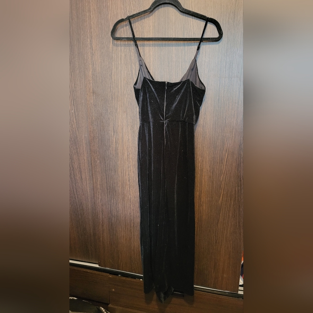 Dynamite Wrap Bodycon Velvet Dress Size: Medium - Picture 9 of 11